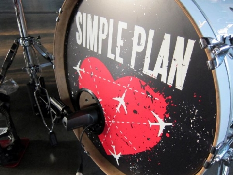 simpleplan_kickmic_kicsi.jpg